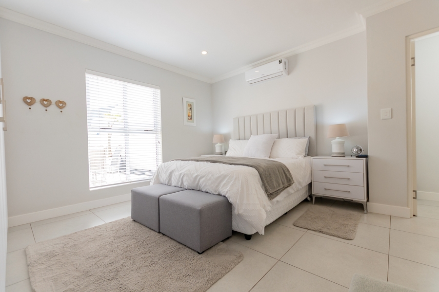 2 Bedroom Property for Sale in La Pinta Lifestyle Village Western Cape